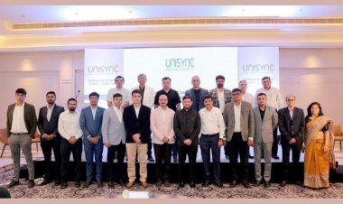 Over 300 investors participated in the first-of-its-kind Start-up Investment Summit 2022 hosted by Unisync Angles in Surat