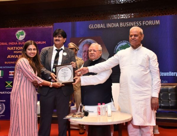 Anushka Jain Jewellery wins the National MSME Award for Best Minimal Jewellery