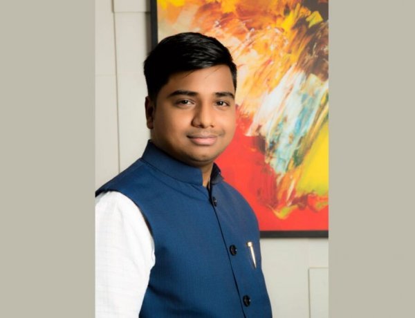 Alok Ranjan Tiwari: The Youthful & Inspiring Media Entrepreneur Writing New Dimensions of Success