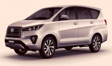 Planning To Get A Hybrid Car? Toyota's Powerful MPV Is Going To Be Introduced In November