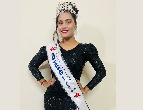 Mrs India 2022 Priya Ankit Parmar City Winner from Valsad, Gujarat